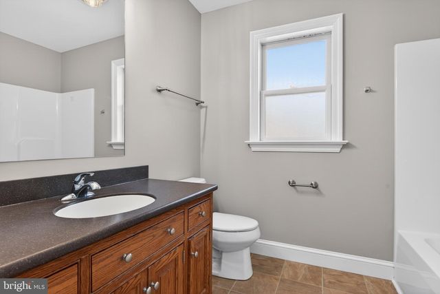 633 E FULTON ST, Lancaster, PA 17602