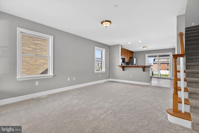 633 E FULTON ST, Lancaster, PA 17602