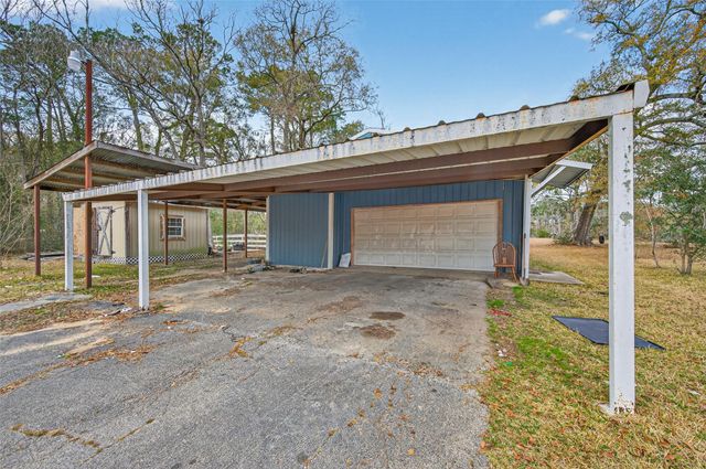 12163 Oak Leaf Road, Conroe, TX 77303