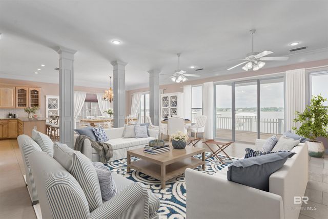 2186 W Beach Boulevard, Gulf Shores, AL 36542