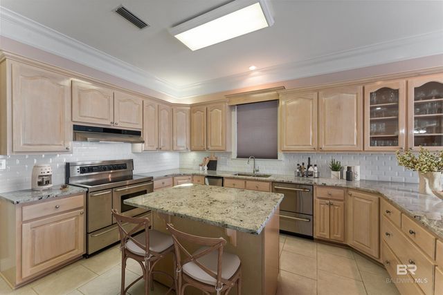 2186 W Beach Boulevard, Gulf Shores, AL 36542