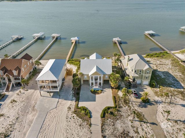2186 W Beach Boulevard, Gulf Shores, AL 36542