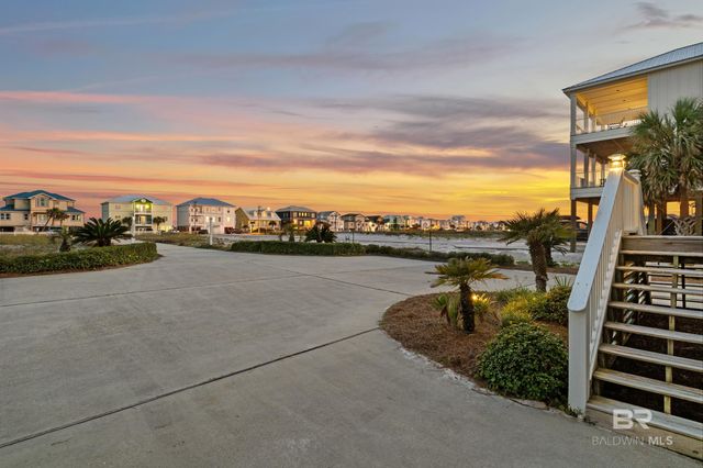 2186 W Beach Boulevard, Gulf Shores, AL 36542