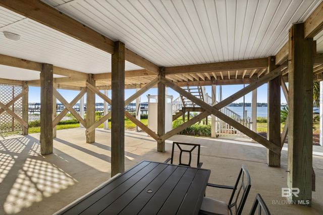 2186 W Beach Boulevard, Gulf Shores, AL 36542