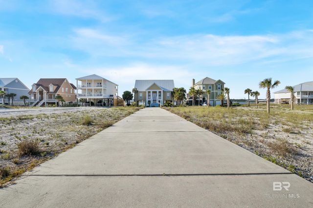 2186 W Beach Boulevard, Gulf Shores, AL 36542
