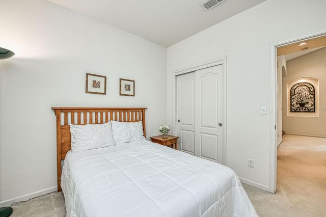 6671 E Simpson Avenue, Fresno, CA 93727