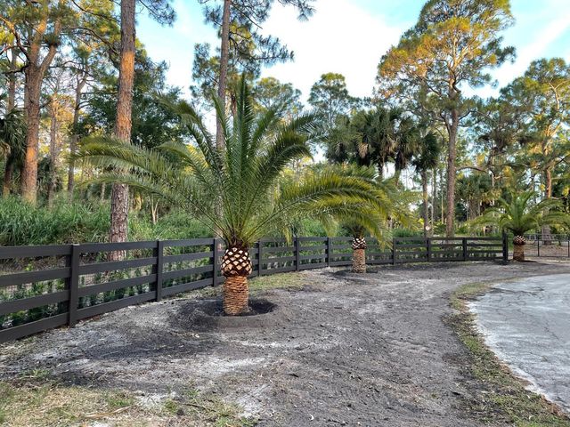 1030 Stallion Drive W, The Acreage, FL 33470