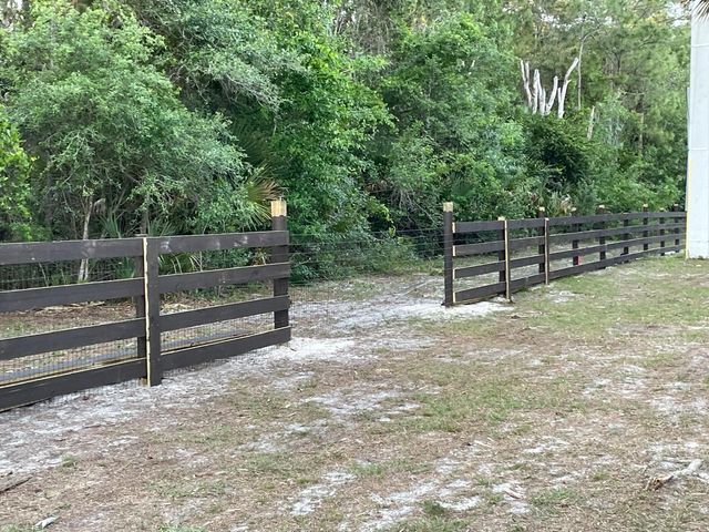 1030 Stallion Drive W, The Acreage, FL 33470