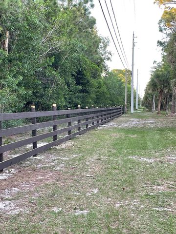 1030 Stallion Drive W, The Acreage, FL 33470