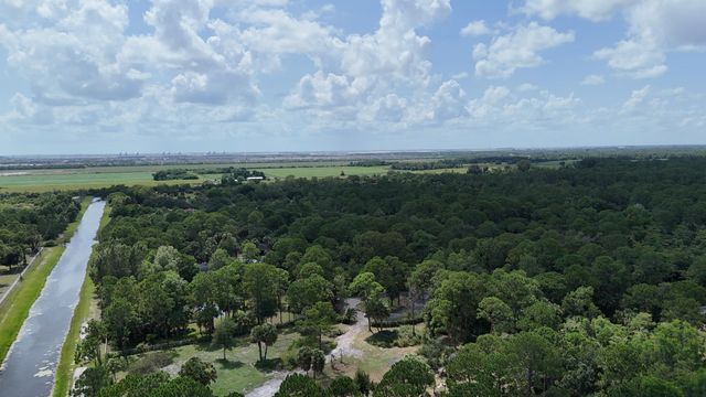 1030 Stallion Drive W, The Acreage, FL 33470