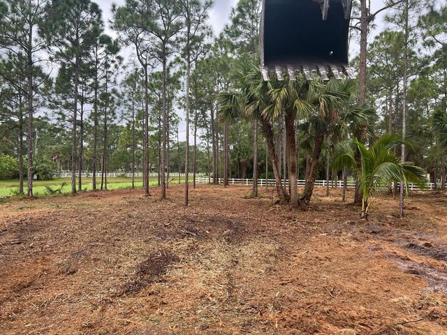 1030 Stallion Drive W, The Acreage, FL 33470