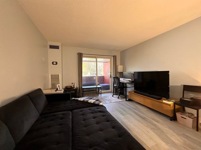 100 Rosemary Way 210, Needham, MA 02494