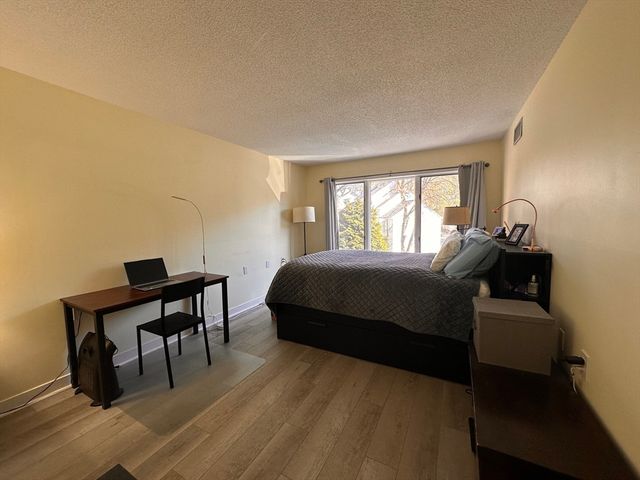 100 Rosemary Way 210, Needham, MA 02494