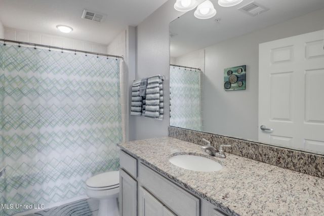 2228 Beach Drive, 706, Gulfport, MS 39507