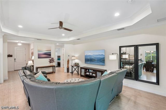 3651 Canopy CIR, Naples, FL 34120