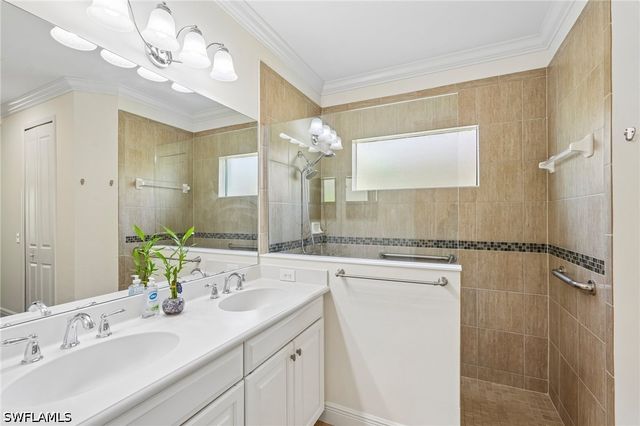 3651 Canopy CIR, Naples, FL 34120