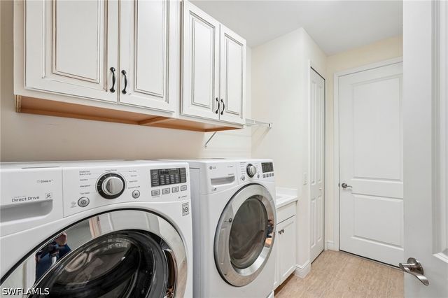 3651 Canopy CIR, Naples, FL 34120