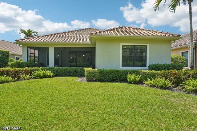 3651 Canopy CIR, Naples, FL 34120