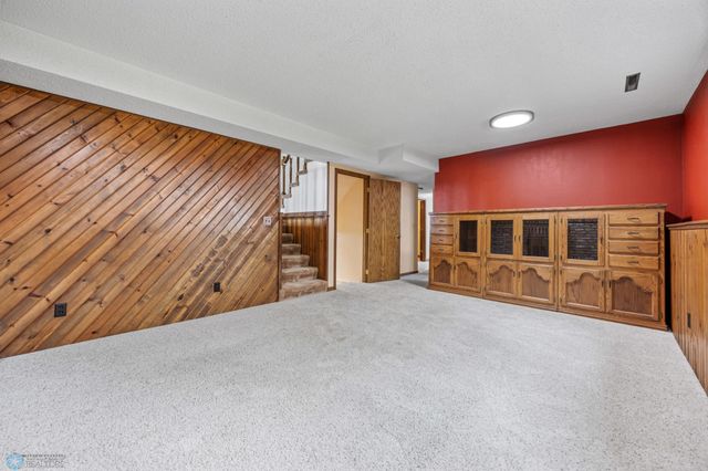 1732 31st Street Circle S, Moorhead, MN 56560