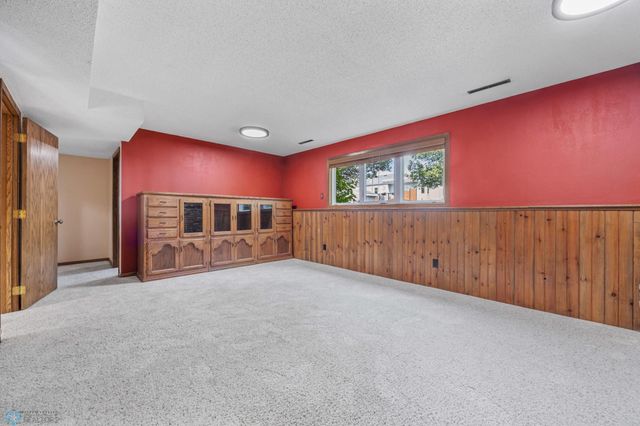 1732 31st Street Circle S, Moorhead, MN 56560