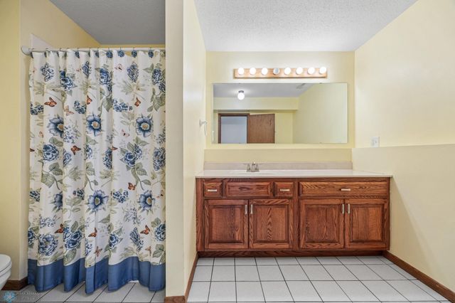 1732 31st Street Circle S, Moorhead, MN 56560