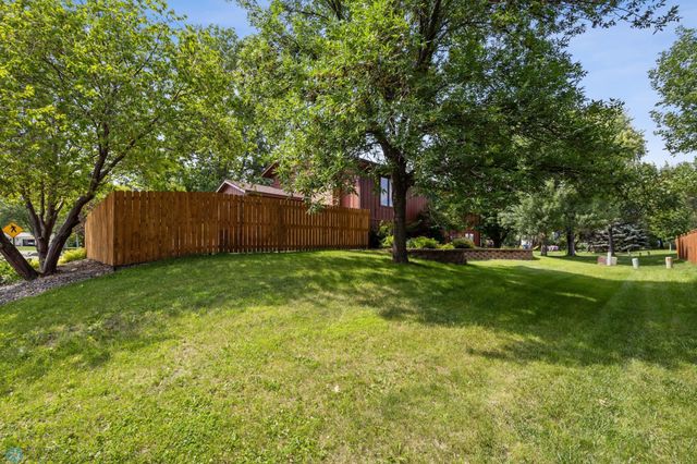 1732 31st Street Circle S, Moorhead, MN 56560