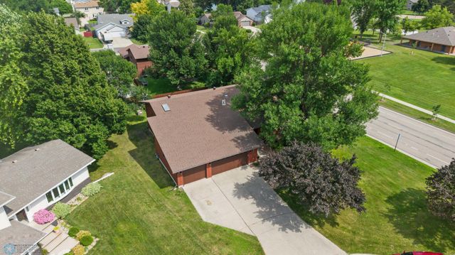 1732 31st Street Circle S, Moorhead, MN 56560