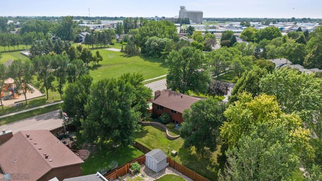 1732 31st Street Circle S, Moorhead, MN 56560