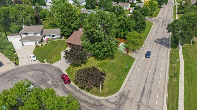 1732 31st Street Circle S, Moorhead, MN 56560