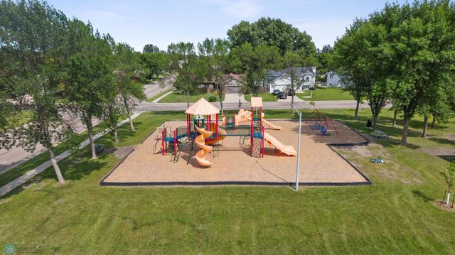 1732 31st Street Circle S, Moorhead, MN 56560