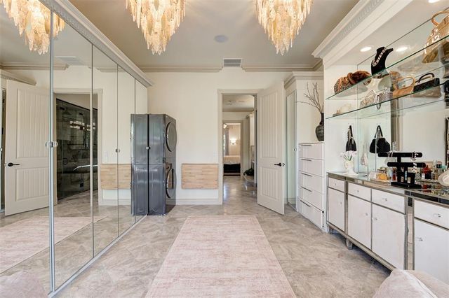 3023 E 44th Street, Edmond, OK 73013