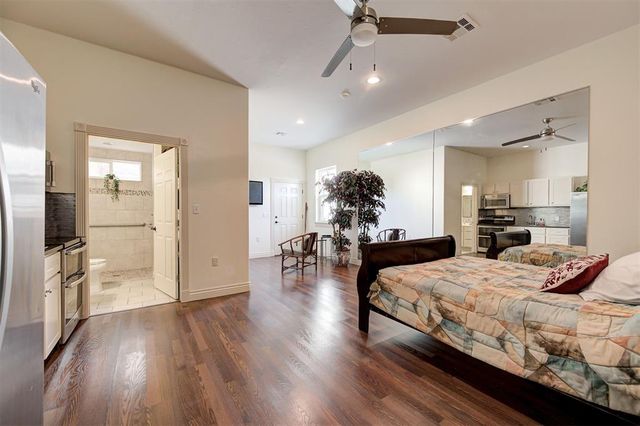 3023 E 44th Street, Edmond, OK 73013