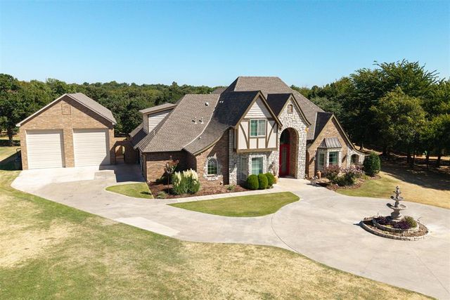 3023 E 44th Street, Edmond, OK 73013