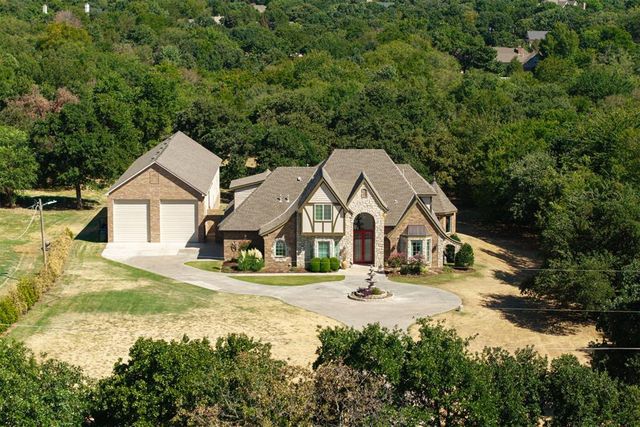 3023 E 44th Street, Edmond, OK 73013