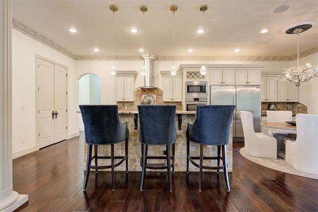 3023 E 44th Street, Edmond, OK 73013