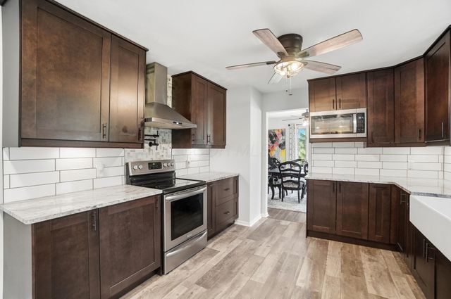 624 Aberfelda Drive, Springfield, OH 45504