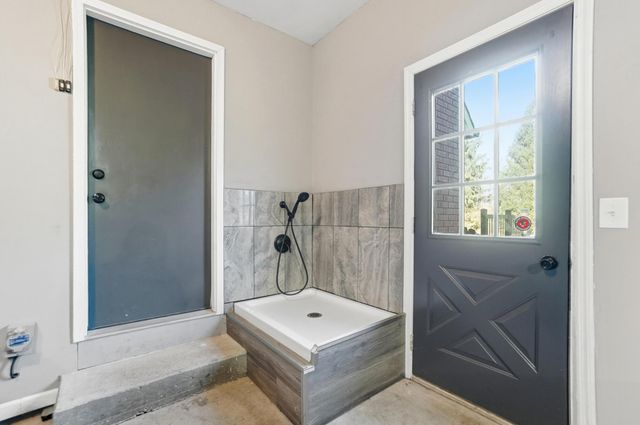 624 Aberfelda Drive, Springfield, OH 45504