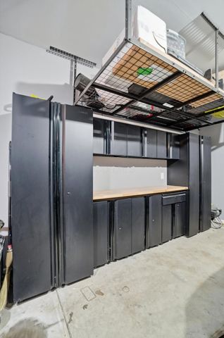 624 Aberfelda Drive, Springfield, OH 45504