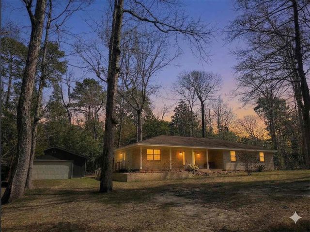 194 28th St, Woodville, TX 75979