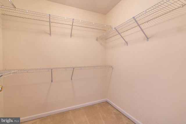 43388 FRENCHMANS CREEK TER, Ashburn, VA 20147