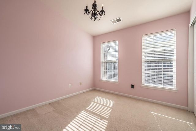 43388 FRENCHMANS CREEK TER, Ashburn, VA 20147