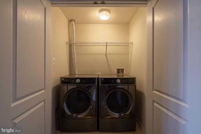 43388 FRENCHMANS CREEK TER, Ashburn, VA 20147