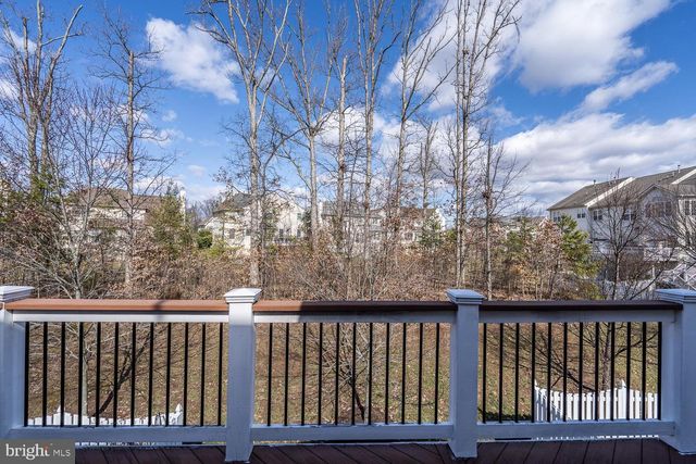 43388 FRENCHMANS CREEK TER, Ashburn, VA 20147