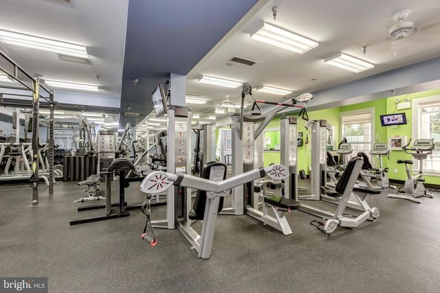 43388 FRENCHMANS CREEK TER, Ashburn, VA 20147