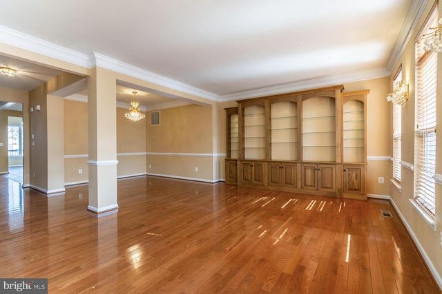 43388 FRENCHMANS CREEK TER, Ashburn, VA 20147