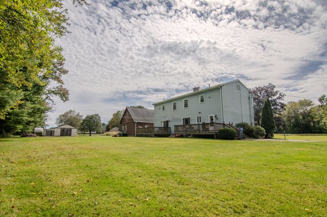 462 Wauregan Road, Brooklyn, CT 06234
