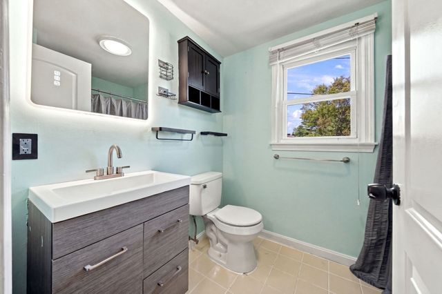6 Clifton, Saugus, MA 01906