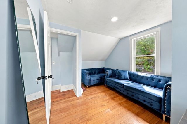 6 Clifton, Saugus, MA 01906