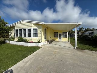 261 Lime Key LN 138, Naples, FL 34114