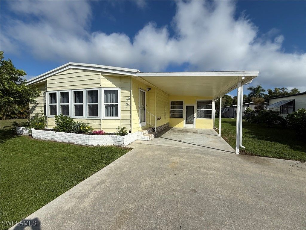 261 Lime Key LN 138, Naples, FL 34114